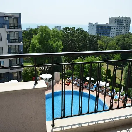 Complex Amphora Palace 3* Golden Sands