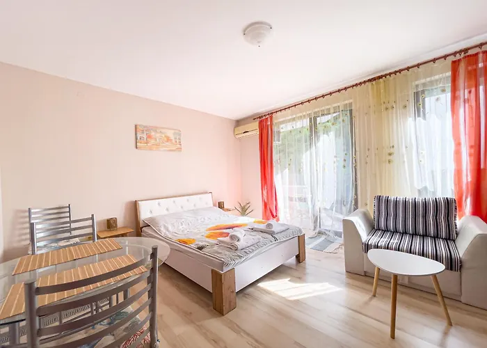 Complex Amphora Palace Altın Kumlar